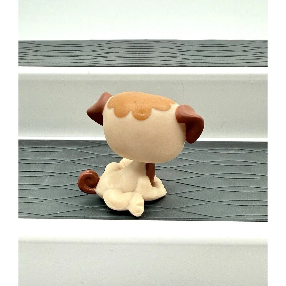 Littlest Pet Shop Authentic # 1753 Tan Pug Brown Flower Patch Blue Eyes Freckles